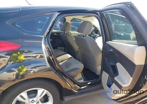 2014 Ford Focus Se z USA, uszkodzony, nr VIN 1FADP3K29EL341566